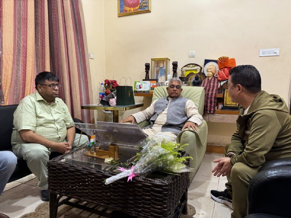 gjmm leaders met dilip ghosh