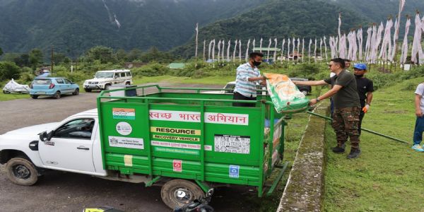 सामूहिक सफाई र फोहोर छुट्याउने अभियान सञ्चालित