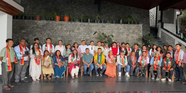 बर्फुङ निर्वाचन क्षेत्रमा 32 एसडीएफ परिवार एसकेएममा सामेल भएको दाबी