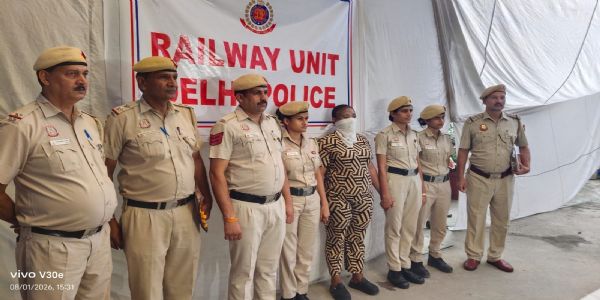 हजरत निजामुद्दीन स्टेसनमा 20 करोड़को कोकीन जफत, दुई नाइजेरियाली महिला पक्राउ