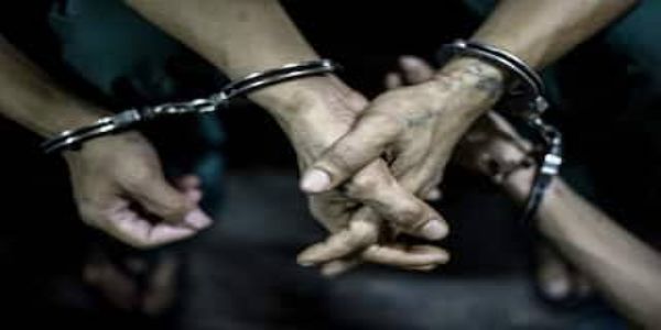 डेलिभरीको समान चोरी गरेको आरोपमा पाँच जना पक्राउ