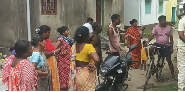 तीन घरों में चोरी के बाद इलाके में दहशत तीन घरों में चोरी के बाद इलाके में दहशत