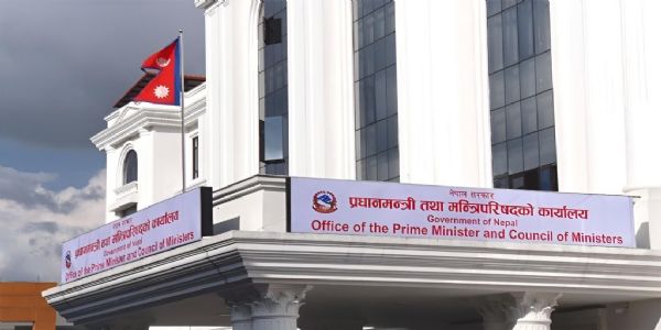 नेपालमा सरकारी नीतिप्रति असन्तुष्ट नौकरशाहहरूको राजीनामा