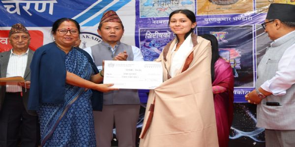 मन्दिरा राउत बनिन् सिक्किम अकादेमीद्वारा आयोजित 