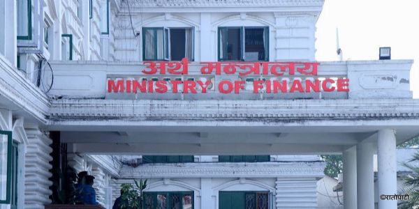 नेपाल : सरकारी कर्मचारीलाई हरेक १५ दिनमा तलब-भत्ता भुक्तानी गर्न कडा निर्देशन