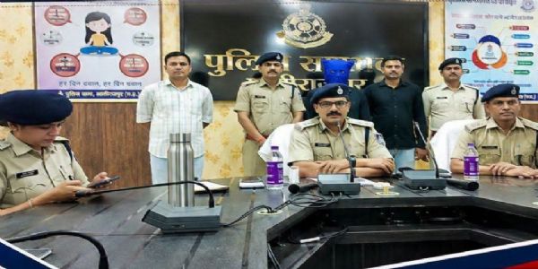 नक्कली कागजात मार्फत मानिसहरूलाई भ्रममा पारेको आरोपमा अभियुक्त पक्राउ