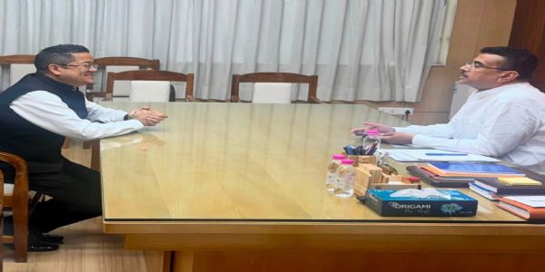 अजय एडवर्ड्सले मुख्यमन्त्री शुभेन्दु अधिकारीसित गरे भेट