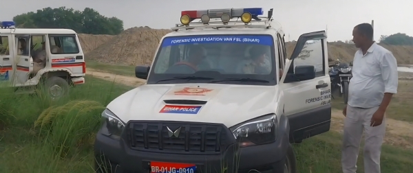 कोपा थाना क्षेत्र के घोघवालिया चंवर से एक शव बरामद, फॉरेंसिक टीम जांच में जुटी कोपा थाना क्षेत्र के घोघवालिया चंवर से एक शव बरामद, फॉरेंसिक टीम जांच में जुटी