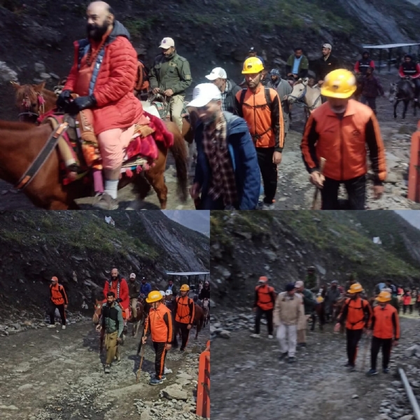 छड़ी मुबारक के पवित्र गुफ़ा की ओर बढ़ने के साथ ही अमरनाथ यात्रा अपने भव्य समापन की ओर