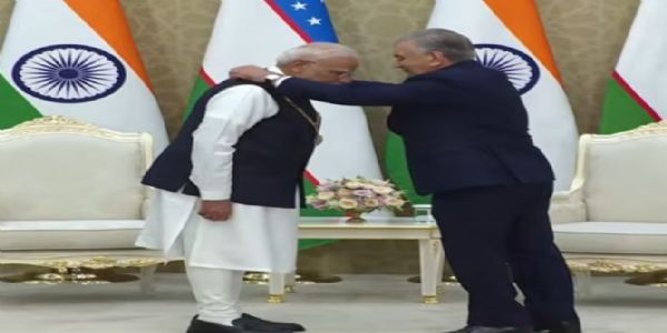 प्रधानमन्त्री मोदी उज्बेकिस्तानको सर्वोच्च राजकीय पुरस्कारबाट सम्मानित