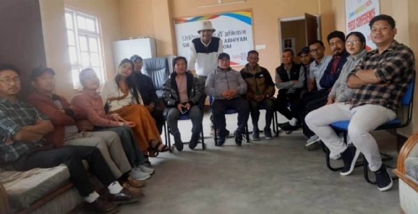एसडीएफ पार्टीको गेजिङ जिल्ला समितिको सभा सम्पन्न