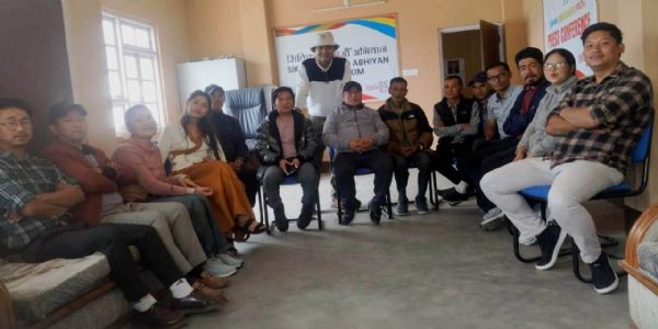 एसडीएफ पार्टीको गेजिङ जिल्ला समितिको सभा सम्पन्न