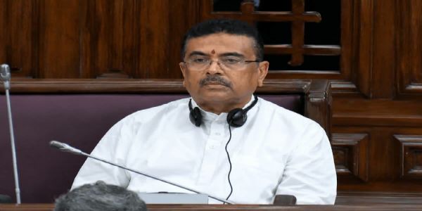 मुख्यमन्त्री शुभेन्दु अधिकारीले पूर्व राष्ट्रपति प्रणव मुखर्जीलाई पुण्यतिथिमा दिए श्रद्धाञ्जली