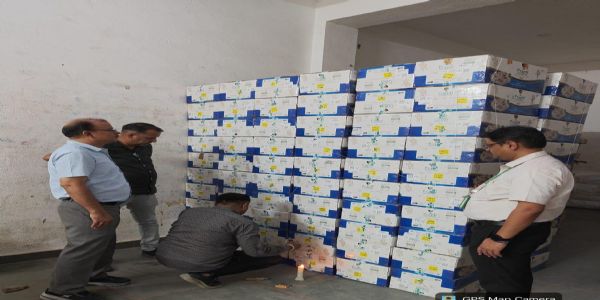 बिकानेरमा ठूलो कारबाही, 1439 किलो काजू जफत