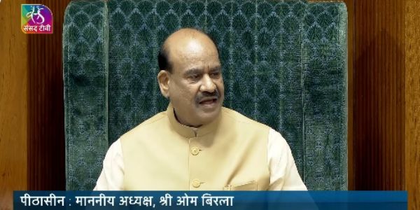 विपक्षको होहल्लाबीच लोकसभा दिउँसो 2 बजीसम्मका लागि स्थगित