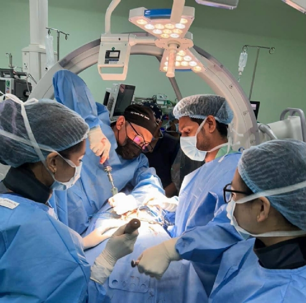 अस्पतालमा उन्नत मेरुदण्ड शल्यक्रिया सफल अस्पतालमा उन्नत मेरुदण्ड शल्यक्रिया सफल
