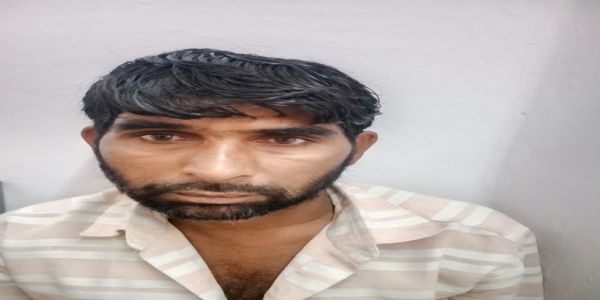 ११.९७ ग्राम स्म्याकसहित सप्लायर पक्राउ, मोटरसाइकल बरामद