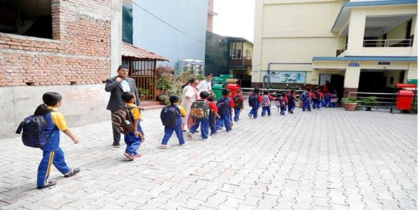 नेपालको बाढीमा १०२ बालबालिकाले गुमाए माता-पिता, १७ हजार बालबालिकालाई संरक्षण आवश्यक