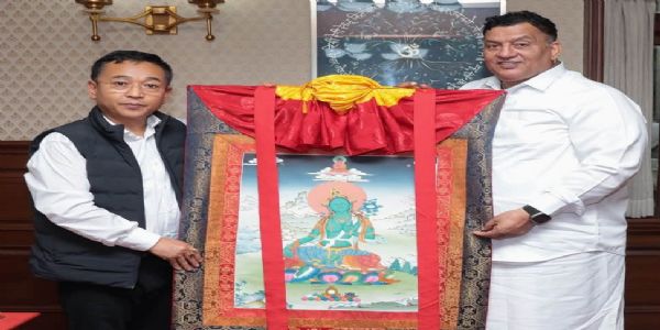 मुख्यमन्त्री तामाङको स्वामी धर्मबन्धुजीसँग भेटवार्ता