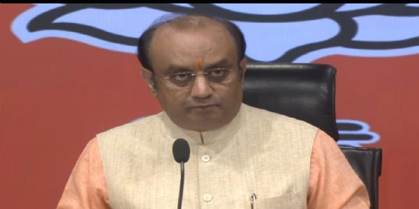 हामिद अन्सारीको भनाइलाई लिएर भाजपाले कांग्रेसमाथि ‘अल्ट्रा लेफ्ट’ तर्फ गएको आरोप लगायो