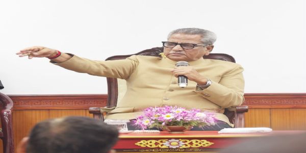 उत्तर प्रदेशका सरकारी प्राथमिक शिक्षकको प्रतिनिधिमण्डलद्वारा राज्यपालसँग शिष्टाचार भेट