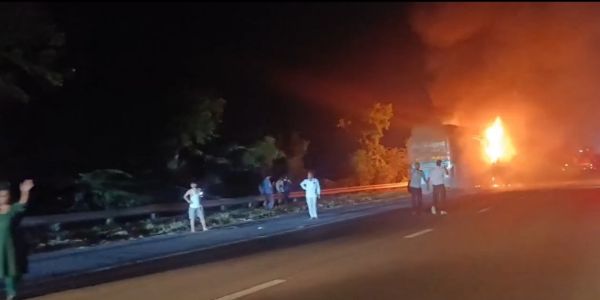 यूपी बस दुर्घटना: राष्ट्रपति र रक्षामन्त्रीले दुःख व्यक्त गरे