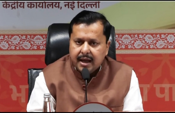 भाजपा अध्यक्ष नितिन नवीन