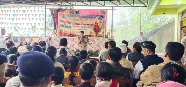 देशभर गुञ्जियो ‘वन्दे मातरम्’, २५ हजारभन्दा बढी स्थानमा सामूहिक गायन देशभर गुञ्जियो ‘वन्दे मातरम्’, २५ हजारभन्दा बढी स्थानमा सामूहिक गायन