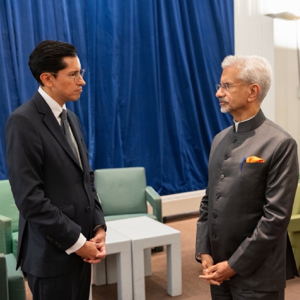 मैक्सिको के विदेशमंत्री  रॉबर्टो वेलास्को अल्वारेज से मुलाकात के दौरान भारत के विदेशमंत्री जयशंकर। फोटो - @ जयशंकर
