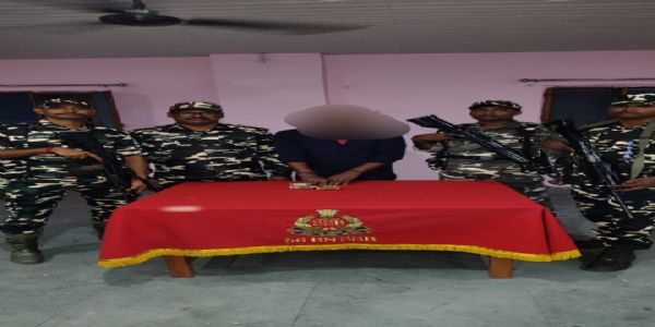 60 हजार भारतीय मुद्रा सहित नेपाली नागरिक पक्राउ