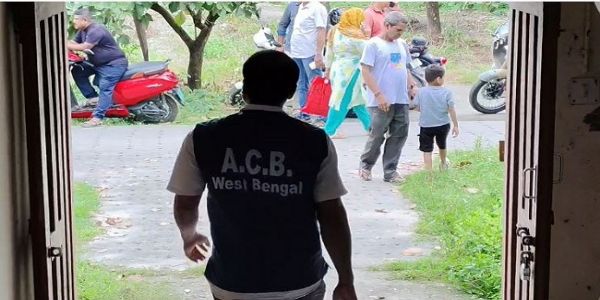 पोस्टमार्टम रिपोर्टका नाममा घुस, एनबीएमसीएचका कर्मचारी पक्राउ