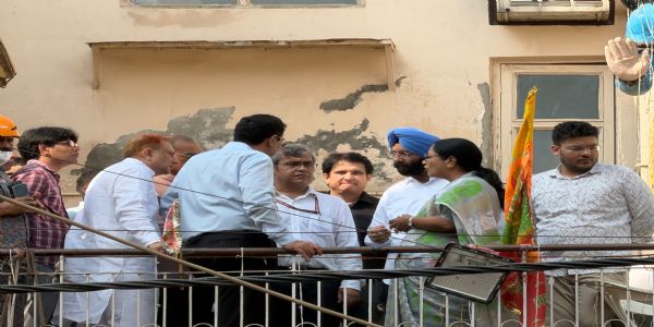 दिल्लीको सत्य निकेतन दुर्घटनाः दक्षिण क्षेत्रका उपायुक्त सहित पाँच अधिकारी निलम्बित