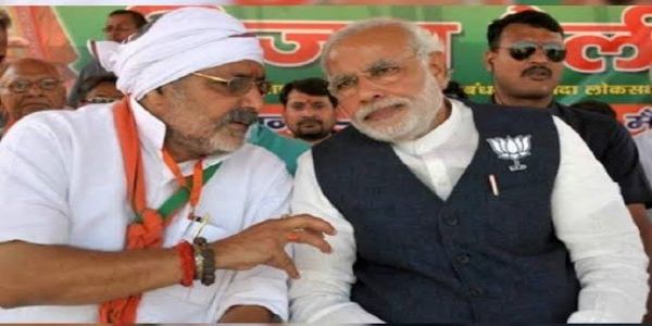 प्रधानमन्त्री, लोकसभा अध्यक्ष, रक्षामन्त्रीसहित अन्य नेताहरूले गिरिराज सिंहलाई जन्मदिनको शुभकामना दिए