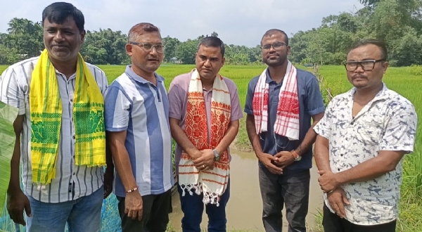 बड़ो भदेयागुड़ी एवं चेंगमारी-काशीपारा में आरसीसी कलवर्ट निर्माण का शिलान्यास।